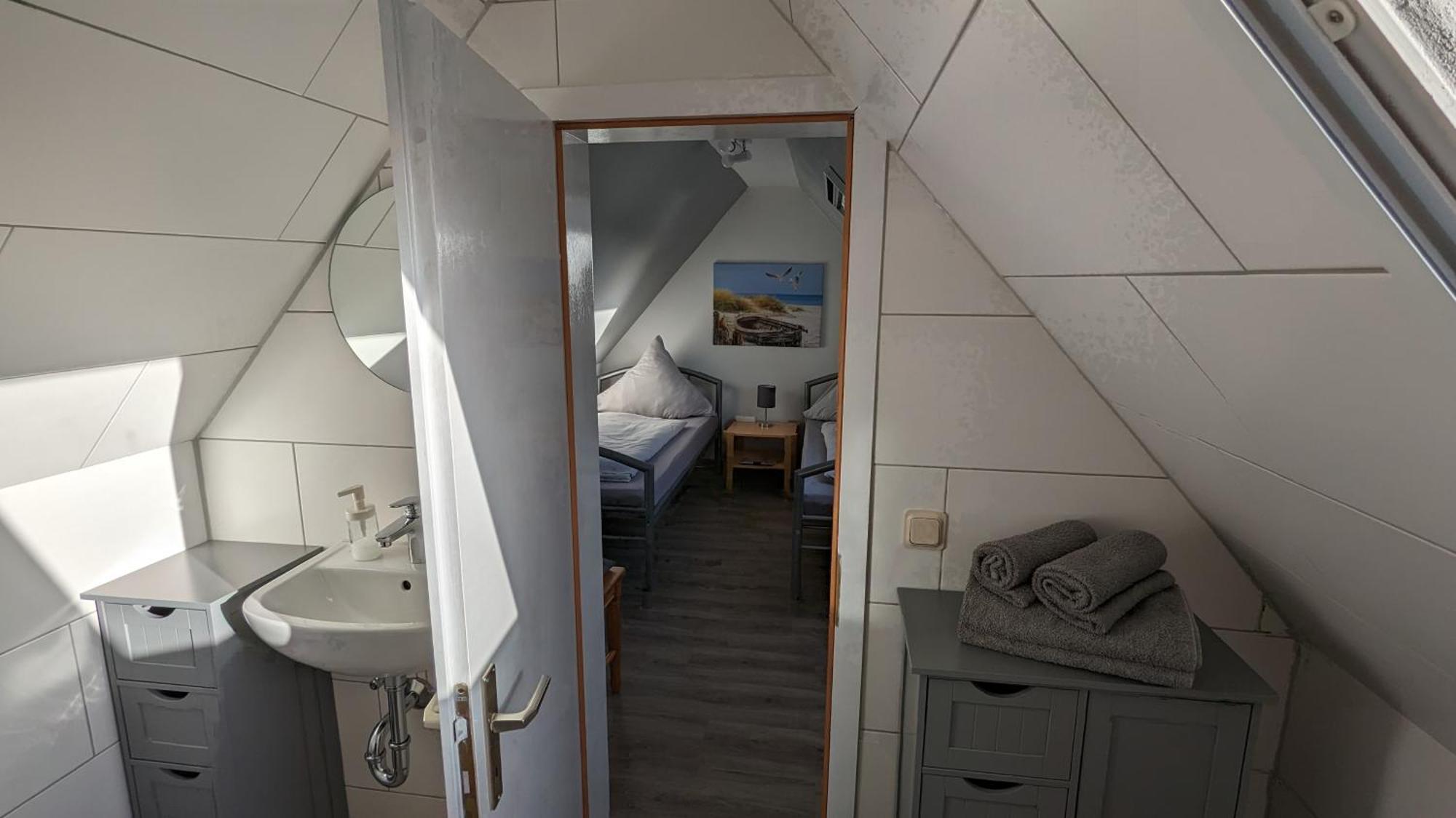 Dachgeschosswohnung Wilhelm Nordleda Exterior foto